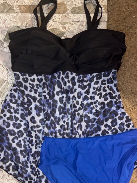 Other - 2 PIECE SUIT